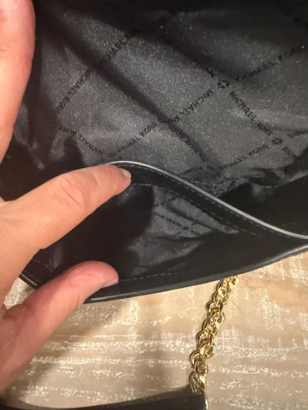 Michael Kors Wanda Crossbody Bag Black Pebbled Leather Structured Chain Strap